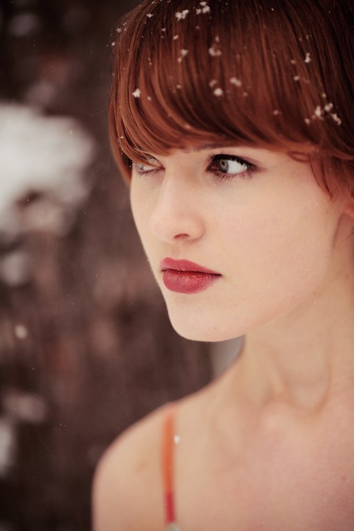 IMAGE: http://mickocastren.1g.fi/kuvat/henkil%C3%B6kuvia/Kaisa/kaisa_10.jpg/_medium.jpg