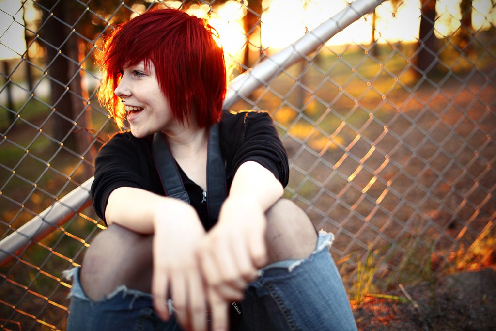 IMAGE: http://mickocastren.1g.fi/kuvat/henkil%F6kuvia/meri/_MG_4580.jpg/_medium.jpg